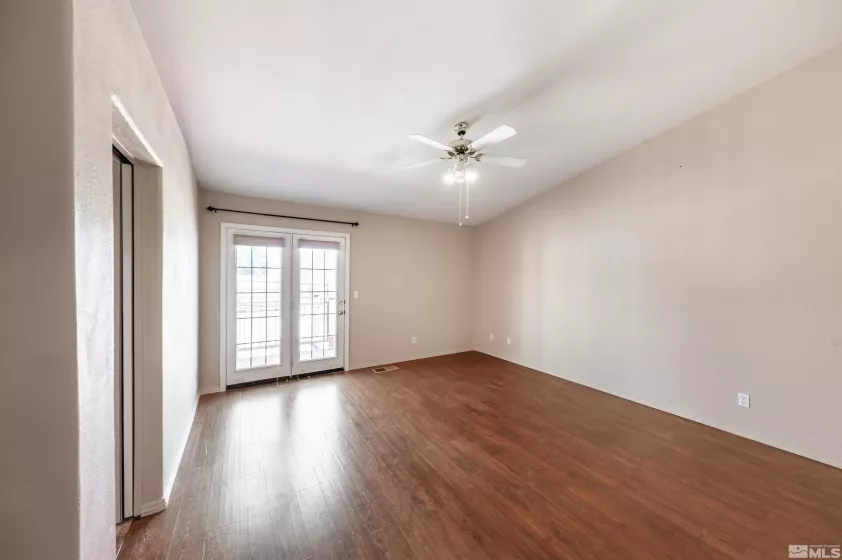 1018 Rook, Sparks, Nevada 89441, 5 Bedrooms Bedrooms, ,3 BathroomsBathrooms,Residential,Residential,Rook,250003470
