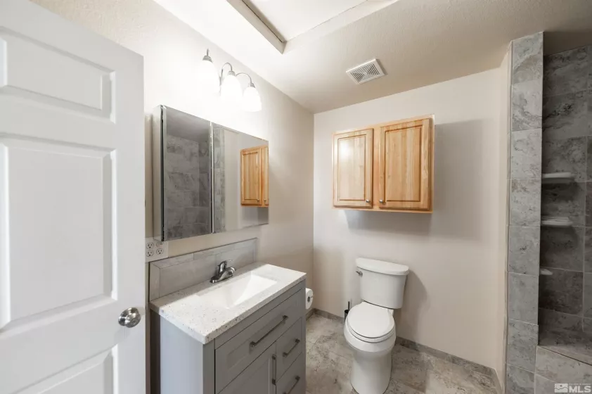 1018 Rook, Sparks, Nevada 89441, 5 Bedrooms Bedrooms, ,3 BathroomsBathrooms,Residential,Residential,Rook,250003470