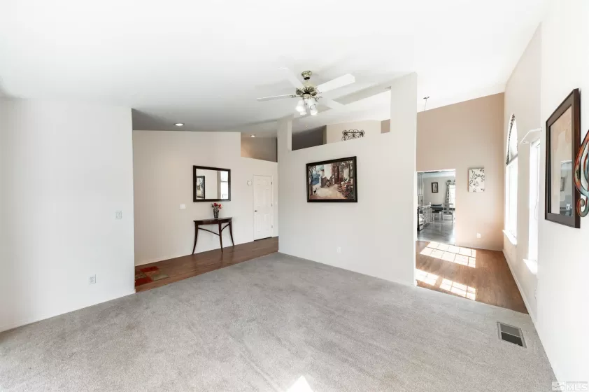 1018 Rook, Sparks, Nevada 89441, 5 Bedrooms Bedrooms, ,3 BathroomsBathrooms,Residential,Residential,Rook,250003470