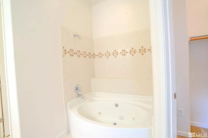 9900 Wilbur May, Reno, Nevada 89521, 2 Bedrooms Bedrooms, ,2 BathroomsBathrooms,Residential,Residential,Wilbur May,250005715