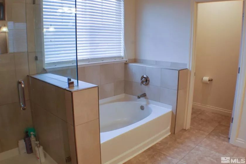 18521 Silverbell, Reno, Nevada 89508, 5 Bedrooms Bedrooms, ,4 BathroomsBathrooms,Residential,Residential,Silverbell,250001265