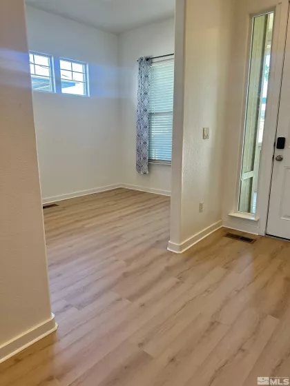 1131 Turnberry, Sparks, Nevada 89436, 4 Bedrooms Bedrooms, ,3 BathroomsBathrooms,Residential,Residential,Turnberry,240015606