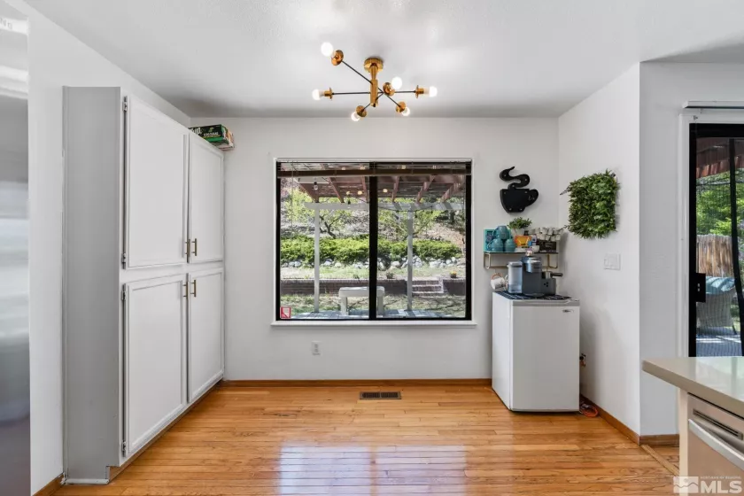 5276 Simons, Reno, Nevada 89523, 3 Bedrooms Bedrooms, ,3 BathroomsBathrooms,Residential,Residential,Simons,250005809