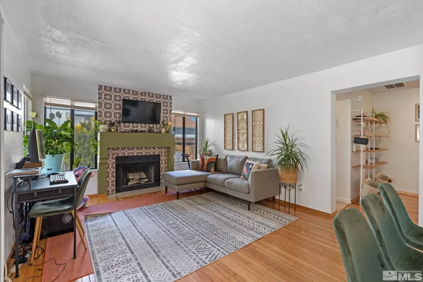 5276 Simons, Reno, Nevada 89523, 3 Bedrooms Bedrooms, ,3 BathroomsBathrooms,Residential,Residential,Simons,250005809
