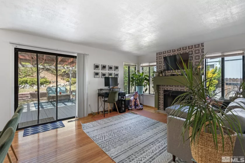 5276 Simons, Reno, Nevada 89523, 3 Bedrooms Bedrooms, ,3 BathroomsBathrooms,Residential,Residential,Simons,250005809