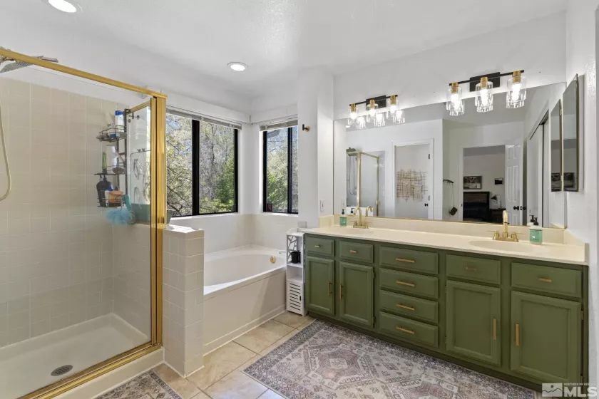 5276 Simons, Reno, Nevada 89523, 3 Bedrooms Bedrooms, ,3 BathroomsBathrooms,Residential,Residential,Simons,250005809