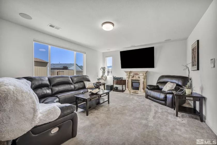 7836 Tarkio, Sparks, Nevada 89436, 4 Bedrooms Bedrooms, ,4 BathroomsBathrooms,Residential,Residential,Tarkio,250005805