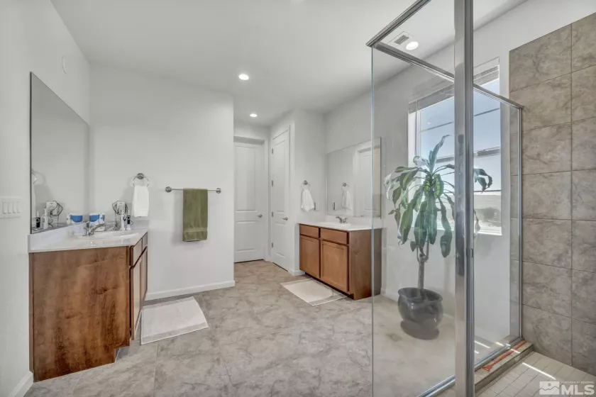7836 Tarkio, Sparks, Nevada 89436, 4 Bedrooms Bedrooms, ,4 BathroomsBathrooms,Residential,Residential,Tarkio,250005805
