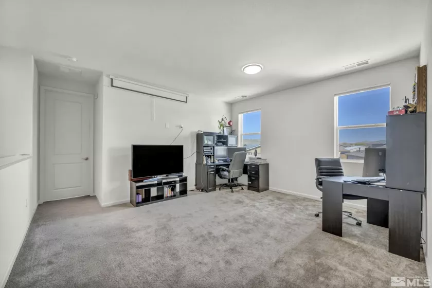 7836 Tarkio, Sparks, Nevada 89436, 4 Bedrooms Bedrooms, ,4 BathroomsBathrooms,Residential,Residential,Tarkio,250005805