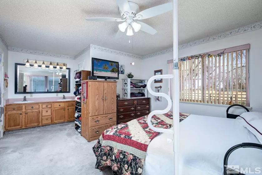 930 Edgewater, Fallon, Nevada 89406, 4 Bedrooms Bedrooms, ,2 BathroomsBathrooms,Residential,Residential,Edgewater,250005792