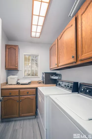 930 Edgewater, Fallon, Nevada 89406, 4 Bedrooms Bedrooms, ,2 BathroomsBathrooms,Residential,Residential,Edgewater,250005792
