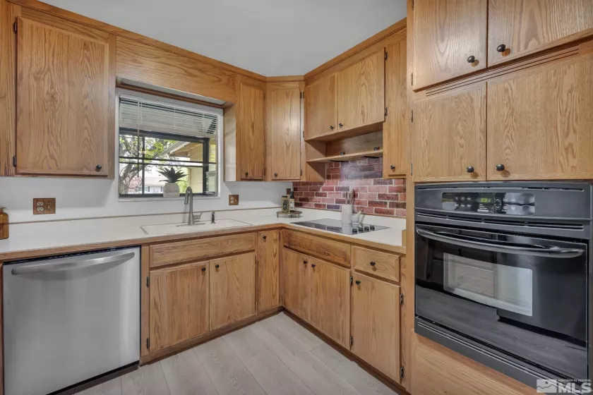 909 Norrie, Carson City, Nevada 89703, 3 Bedrooms Bedrooms, ,2 BathroomsBathrooms,Residential,Residential,Norrie,250005808