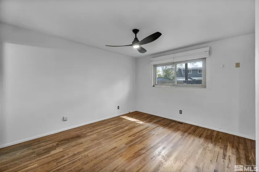 909 Norrie, Carson City, Nevada 89703, 3 Bedrooms Bedrooms, ,2 BathroomsBathrooms,Residential,Residential,Norrie,250005808