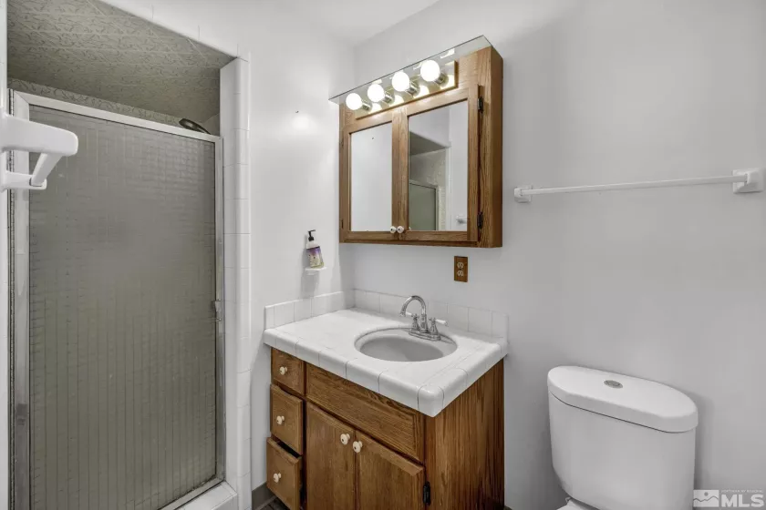 909 Norrie, Carson City, Nevada 89703, 3 Bedrooms Bedrooms, ,2 BathroomsBathrooms,Residential,Residential,Norrie,250005808