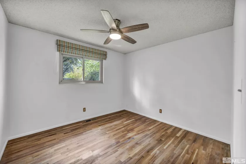 909 Norrie, Carson City, Nevada 89703, 3 Bedrooms Bedrooms, ,2 BathroomsBathrooms,Residential,Residential,Norrie,250005808