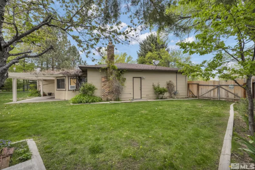 909 Norrie, Carson City, Nevada 89703, 3 Bedrooms Bedrooms, ,2 BathroomsBathrooms,Residential,Residential,Norrie,250005808