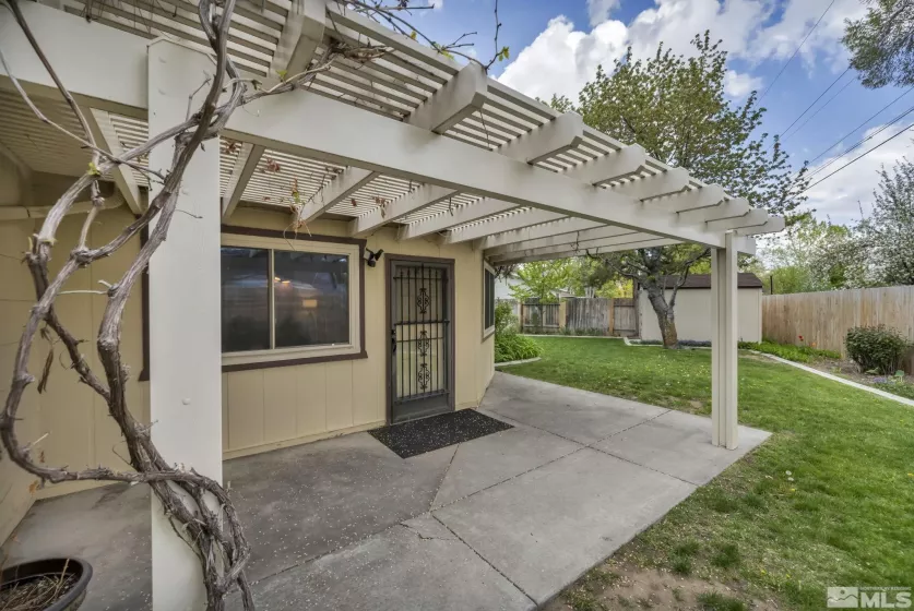 909 Norrie, Carson City, Nevada 89703, 3 Bedrooms Bedrooms, ,2 BathroomsBathrooms,Residential,Residential,Norrie,250005808