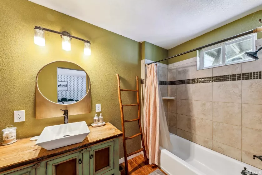 3390 Pine Hill, South Lake Tahoe, California 96150, 2 Bedrooms Bedrooms, ,3 BathroomsBathrooms,Residential,Residential,Pine Hill,250003862