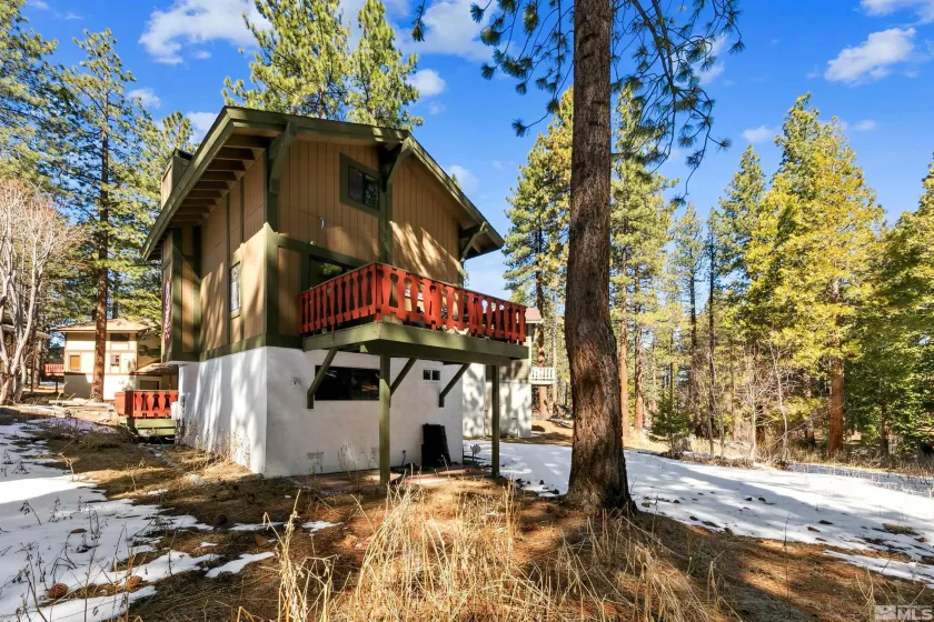 3390 Pine Hill, South Lake Tahoe, California 96150, 2 Bedrooms Bedrooms, ,3 BathroomsBathrooms,Residential,Residential,Pine Hill,250003862