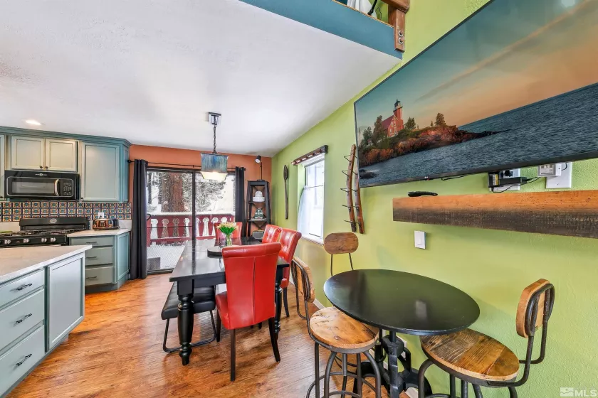 3390 Pine Hill, South Lake Tahoe, California 96150, 2 Bedrooms Bedrooms, ,3 BathroomsBathrooms,Residential,Residential,Pine Hill,250003862