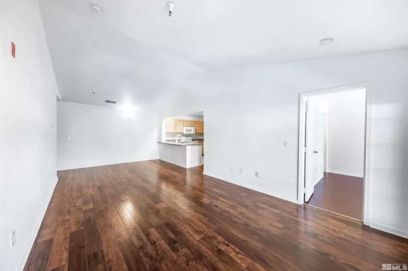 200 Talus, Reno, Nevada 89503, 4 Bedrooms Bedrooms, ,4 BathroomsBathrooms,Residential Lease,Manufactured,Talus,250005644