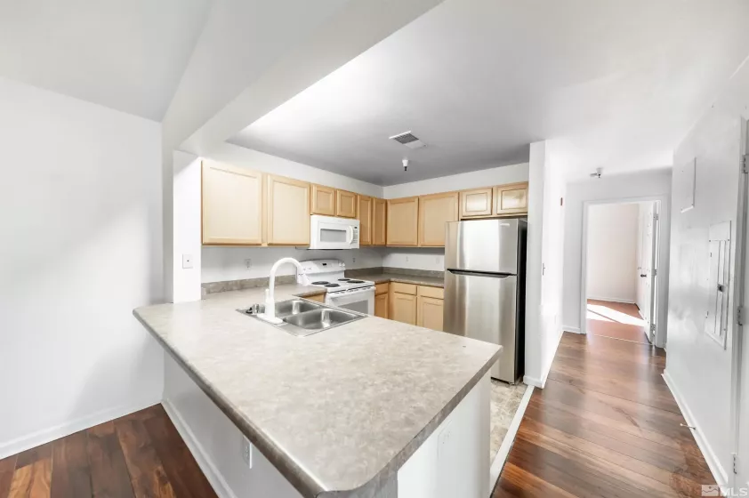 200 Talus, Reno, Nevada 89503, 4 Bedrooms Bedrooms, ,4 BathroomsBathrooms,Residential Lease,Manufactured,Talus,250005644