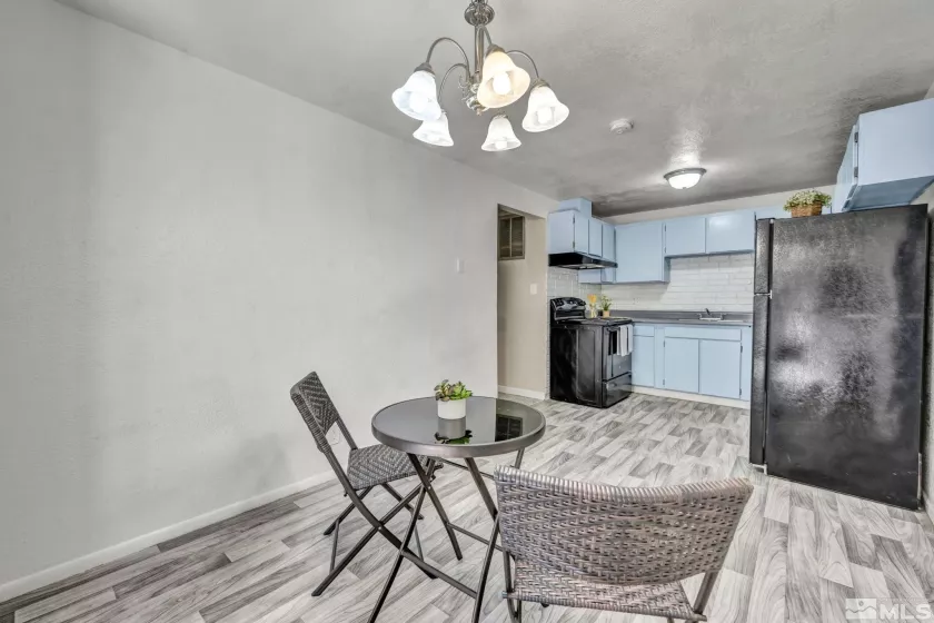 1686 Sue, Sparks, Nevada 89431, 3 Bedrooms Bedrooms, ,2 BathroomsBathrooms,Residential,Residential,Sue,250003940