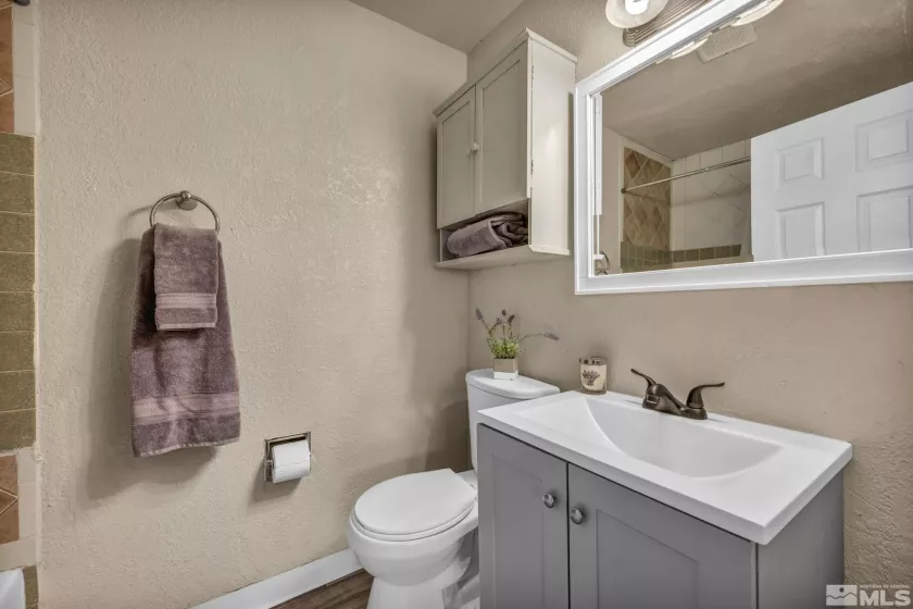 1686 Sue, Sparks, Nevada 89431, 3 Bedrooms Bedrooms, ,2 BathroomsBathrooms,Residential,Residential,Sue,250003940