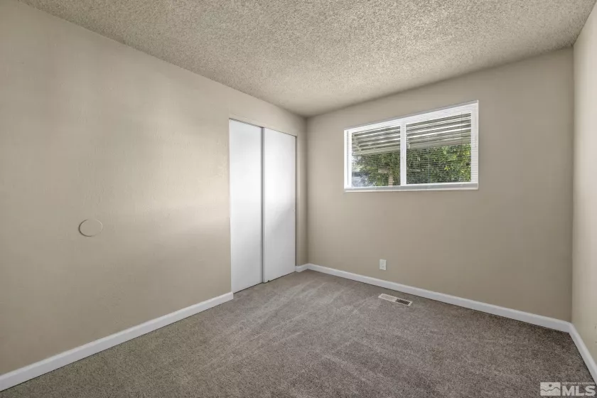 1686 Sue, Sparks, Nevada 89431, 3 Bedrooms Bedrooms, ,2 BathroomsBathrooms,Residential,Residential,Sue,250003940