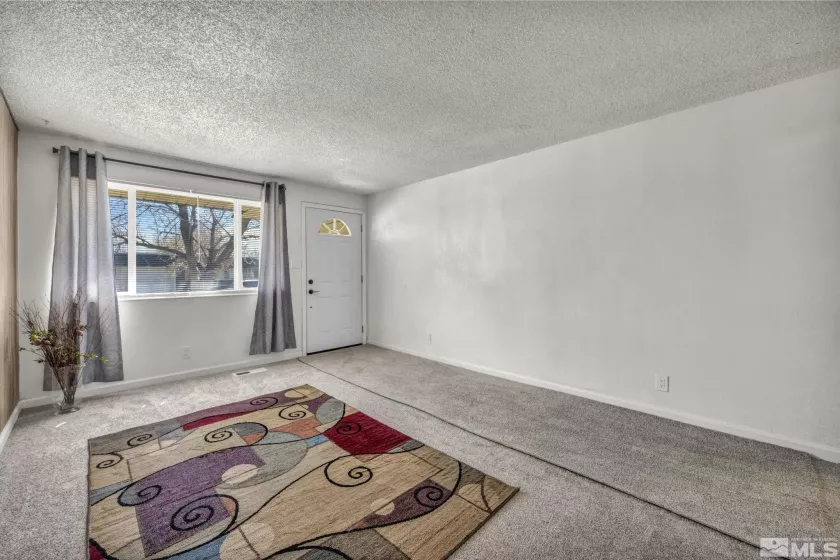 1686 Sue, Sparks, Nevada 89431, 3 Bedrooms Bedrooms, ,2 BathroomsBathrooms,Residential,Residential,Sue,250003940