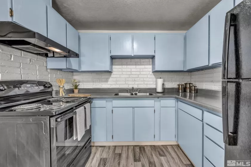 1686 Sue, Sparks, Nevada 89431, 3 Bedrooms Bedrooms, ,2 BathroomsBathrooms,Residential,Residential,Sue,250003940