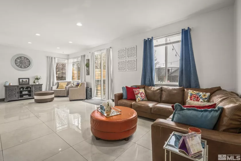 9745 Stone Vista, Reno, Nevada 89506, 3 Bedrooms Bedrooms, ,2 BathroomsBathrooms,Residential,Residential,Stone Vista,250004521