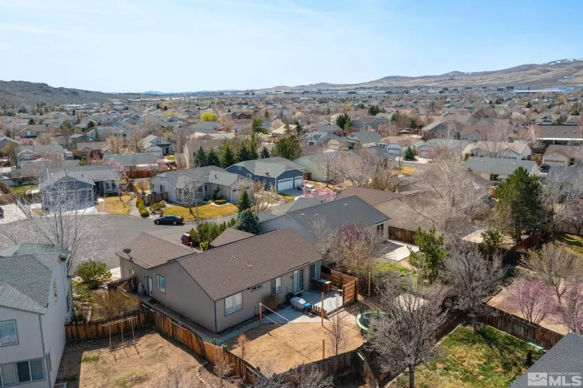 9745 Stone Vista, Reno, Nevada 89506, 3 Bedrooms Bedrooms, ,2 BathroomsBathrooms,Residential,Residential,Stone Vista,250004521