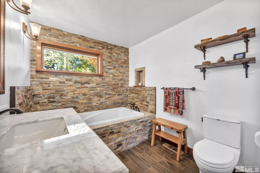 1865 Olive, Reno, Nevada 89511, 4 Bedrooms Bedrooms, ,4 BathroomsBathrooms,Residential,Residential,Olive,240013789