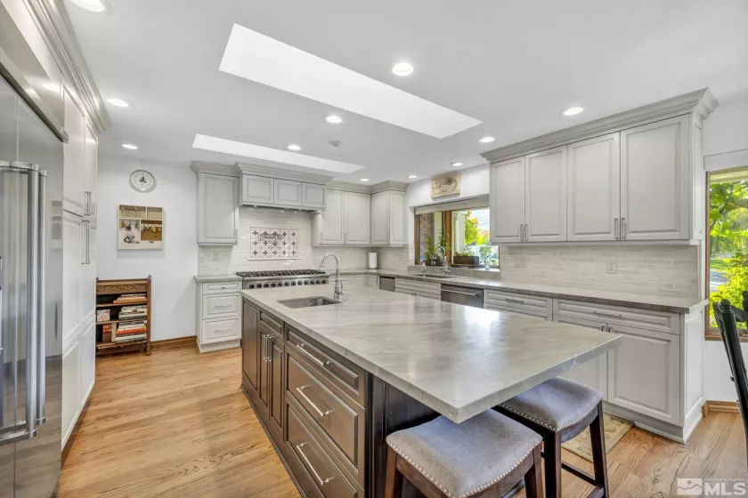 1865 Olive, Reno, Nevada 89511, 4 Bedrooms Bedrooms, ,4 BathroomsBathrooms,Residential,Residential,Olive,240013789