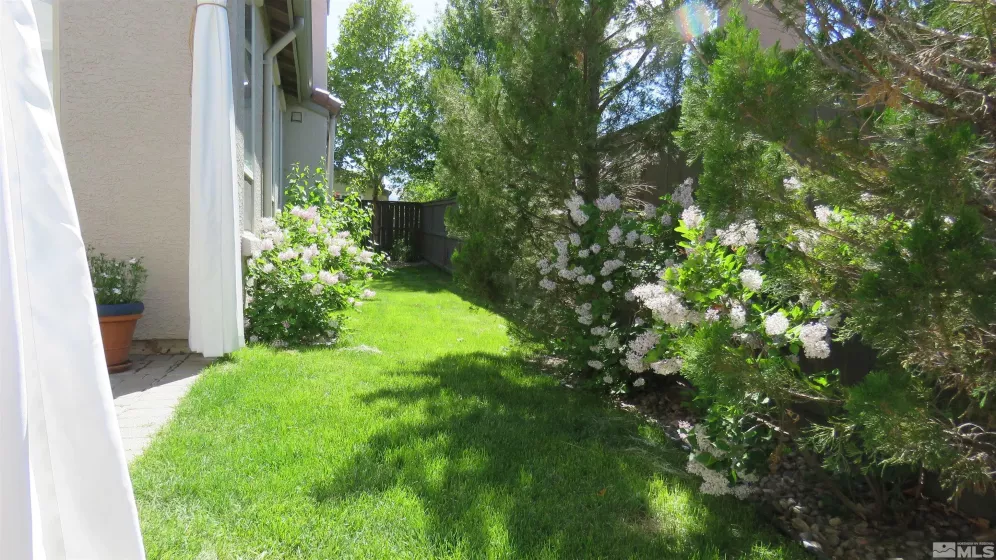 480 Dartmoor, Reno, Nevada 89521, 4 Bedrooms Bedrooms, ,3 BathroomsBathrooms,Residential Lease,Manufactured,Dartmoor,250005794
