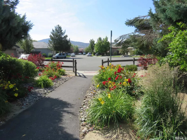 480 Dartmoor, Reno, Nevada 89521, 4 Bedrooms Bedrooms, ,3 BathroomsBathrooms,Residential Lease,Manufactured,Dartmoor,250005794