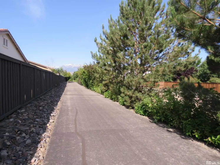 480 Dartmoor, Reno, Nevada 89521, 4 Bedrooms Bedrooms, ,3 BathroomsBathrooms,Residential Lease,Manufactured,Dartmoor,250005794