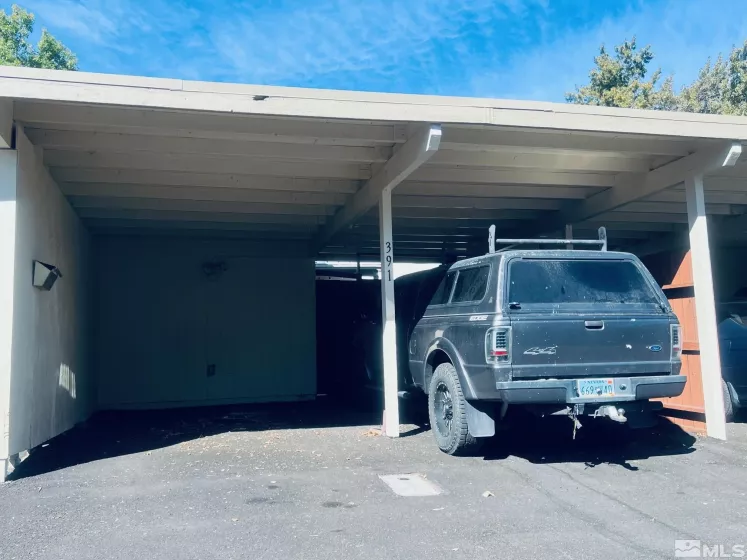 391 Smithridge, Reno, Nevada 89502, 2 Bedrooms Bedrooms, ,2 BathroomsBathrooms,Residential,Residential,Smithridge,240013083