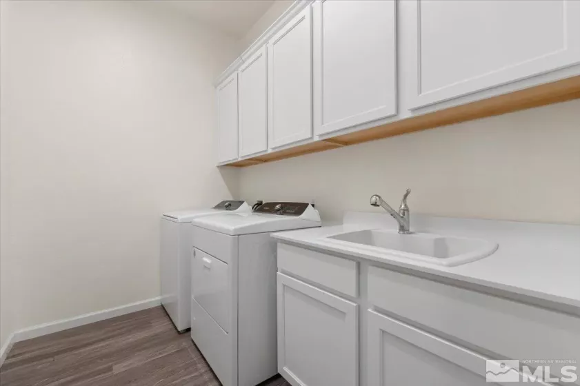 2444 Butte Creek, Sparks, Nevada 89436, 3 Bedrooms Bedrooms, ,3 BathroomsBathrooms,Residential,Residential,Butte Creek,250005279