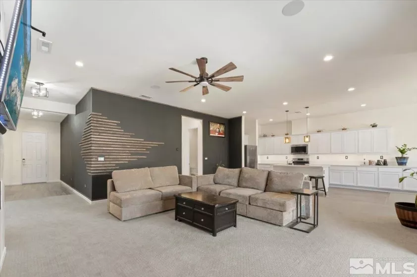 2444 Butte Creek, Sparks, Nevada 89436, 3 Bedrooms Bedrooms, ,3 BathroomsBathrooms,Residential,Residential,Butte Creek,250005279