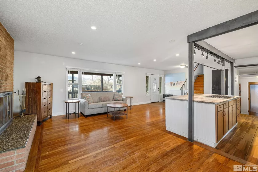 180 Gallian, Reno, Nevada 89511, 3 Bedrooms Bedrooms, ,3 BathroomsBathrooms,Residential,Residential,Gallian,240014447