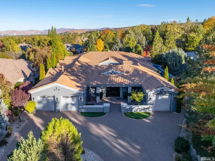 4565 Mountaingate, Reno, Nevada 89519, 4 Bedrooms Bedrooms, ,4 BathroomsBathrooms,Residential,Residential,Mountaingate,240013960