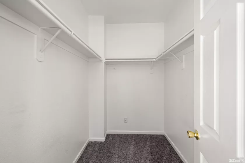 905 Demos, Reno, Nevada 89512, 4 Bedrooms Bedrooms, ,4 BathroomsBathrooms,Residential,Residential,Demos,240014284