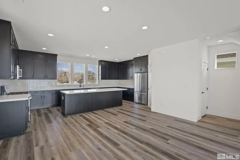 1212 Grove, Carson City, Nevada 89701, 4 Bedrooms Bedrooms, ,4 BathroomsBathrooms,Residential,Residential,Grove,250002481