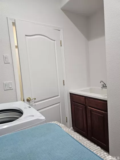 931 Chip Creek, Minden, Nevada 89423, 4 Bedrooms Bedrooms, ,4 BathroomsBathrooms,Residential,Residential,Chip Creek,250004098
