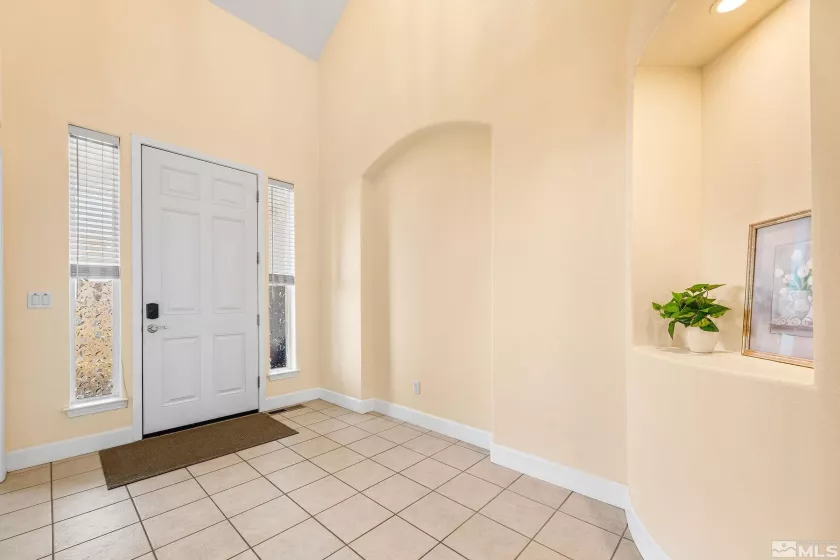Entry/Foyer