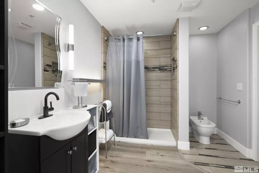 17000 Wedge, Reno, Nevada 89511, 2 Bedrooms Bedrooms, ,2 BathroomsBathrooms,Residential,Residential,Wedge,250003812