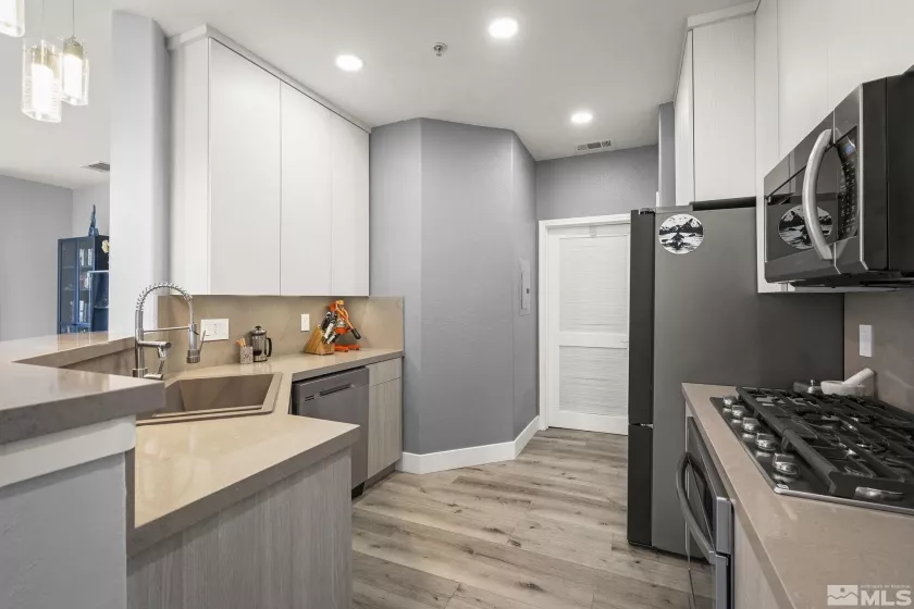 17000 Wedge, Reno, Nevada 89511, 2 Bedrooms Bedrooms, ,2 BathroomsBathrooms,Residential,Residential,Wedge,250003812