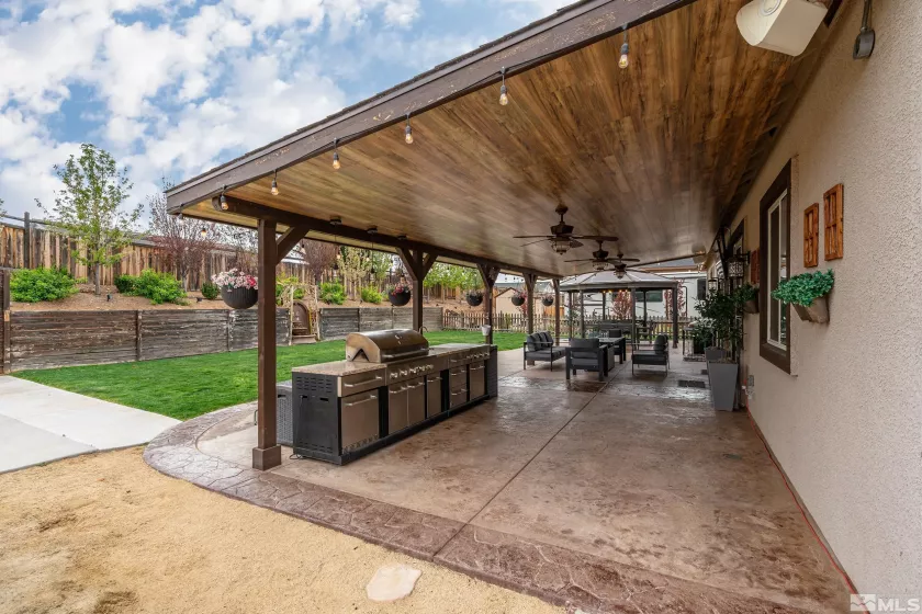 540 Clove Hitch, Sparks, Nevada 89441, 4 Bedrooms Bedrooms, ,2 BathroomsBathrooms,Residential,Residential,Clove Hitch,250005610